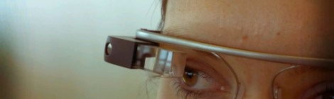 Google Glass By Antonio Zugaldia (http://www.flickr.com/photos/azugaldia/7457645618)